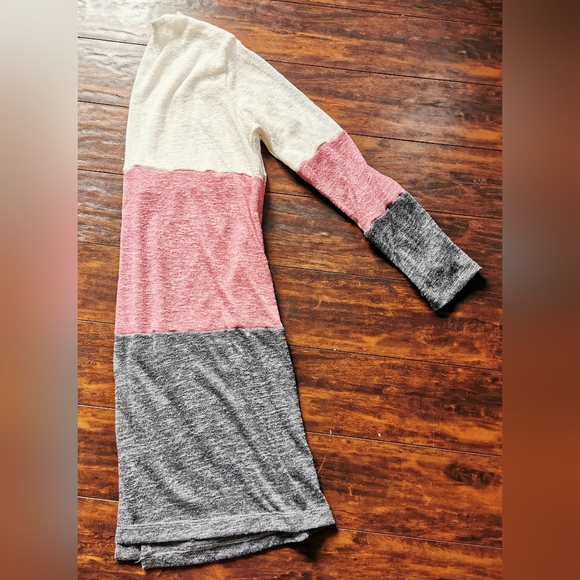 Colour Block Lightweight Cardigan (S) - Picture 2 of 5